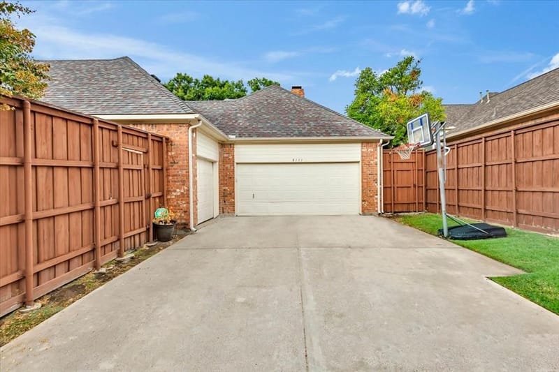 5111 Ambergate Lane, Dallas TX 75287 - Photo 35