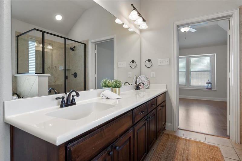 217 Cambridge Street, Waxahachie TX 75165 - Photo 16