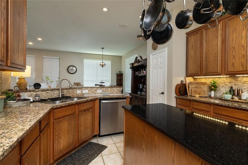 11845 Warbler Lane, Fort Worth TX 76244 - Photo 11
