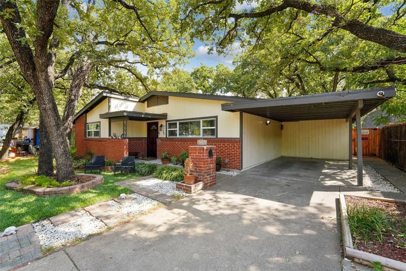 6320 Norma Street, Fort Worth TX 76112 - Photo 2