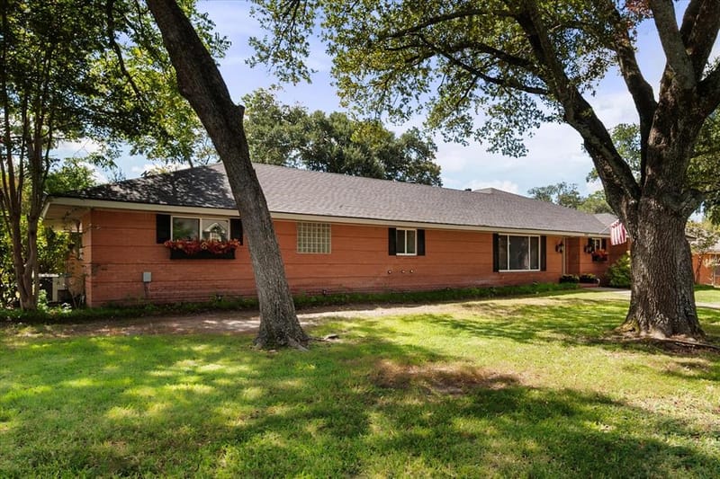 2001 W Park Avenue, Corsicana TX 75110 - Photo 39
