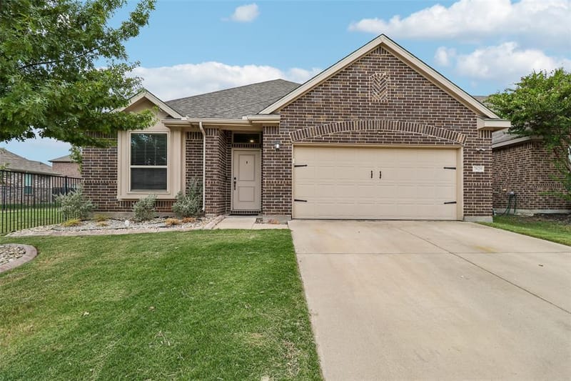 7629 Spring Drive, Watauga TX 76148 - Photo 2