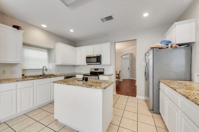 2300 Springmere Drive, Arlington TX 76012 - Photo 14
