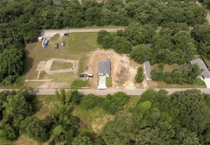 116 Bowie Street, Mabank TX 75156 - Photo 2