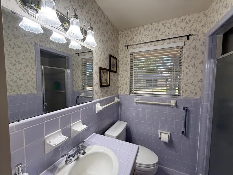 604 Kingwood Drive, Mineral Wells TX 76067 - Photo 23