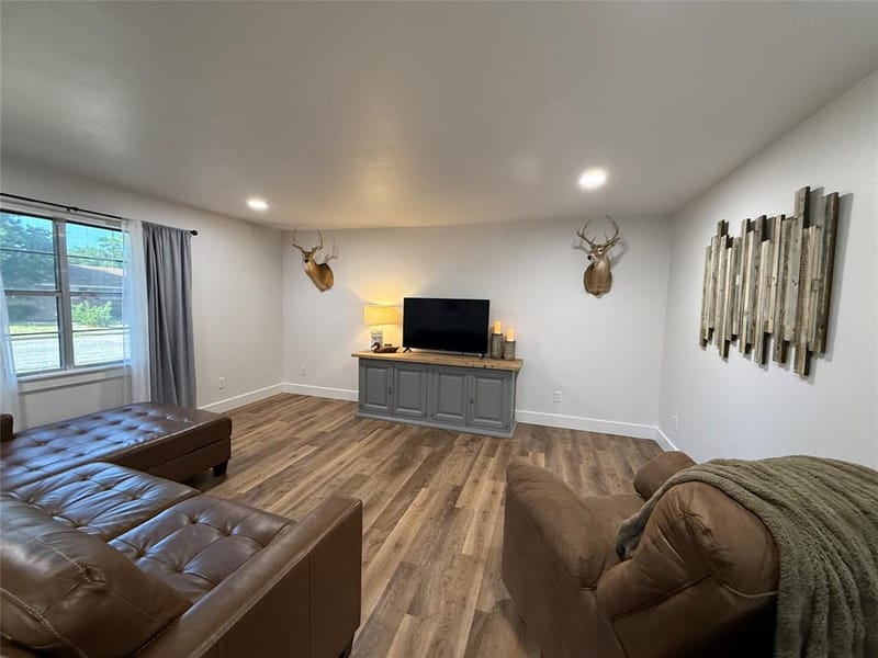 604 Kingwood Drive, Mineral Wells TX 76067 - Photo 13