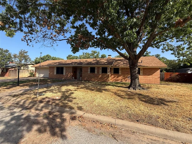604 Kingwood Drive, Mineral Wells TX 76067 - Photo 30