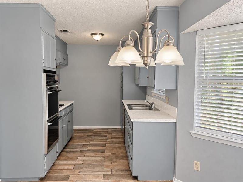 2809 Bent Tree Lane, Arlington TX 76016 - Photo 7
