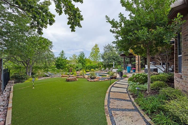 2613 Round Table Boulevard, Lewisville TX 75056 - Photo 32