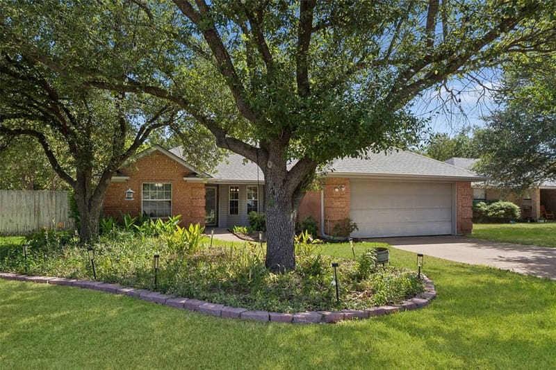 1301 Clearfield Drive, Cleburne TX 76033 - Photo 2