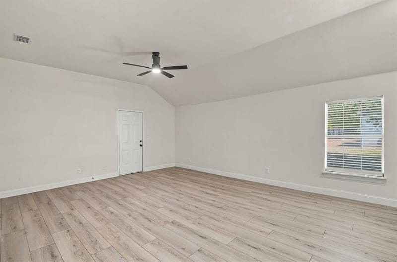 807 Wyatt Street, Waxahachie TX 75165 - Photo 9