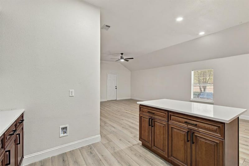 807 Wyatt Street, Waxahachie TX 75165 - Photo 8