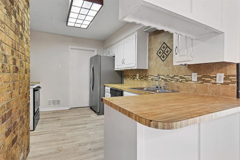 533 San Pedro Drive, Garland TX 75043 - Photo 8