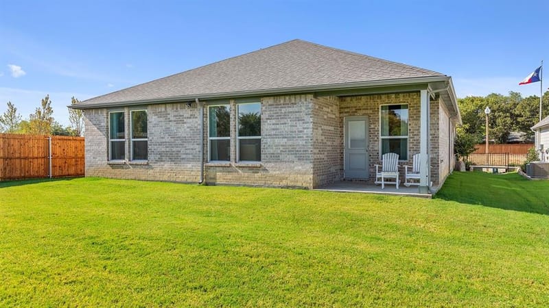 2801 FLYCATCHER Drive, Denton TX 76205 - Photo 32