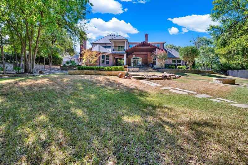 5237 SKY LAKE Drive, Plano TX 75093 - Photo 32