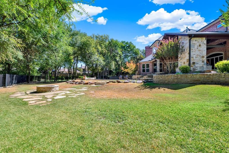 5237 SKY LAKE Drive, Plano TX 75093 - Photo 33