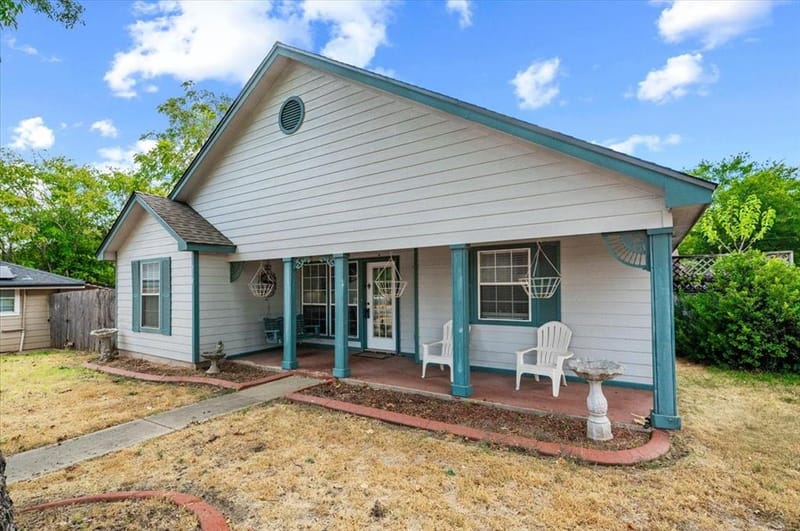 510 E Avenue F, Midlothian TX 76065 - Photo 2