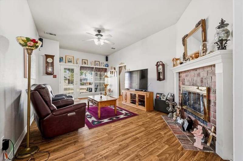 510 E Avenue F, Midlothian TX 76065 - Photo 6