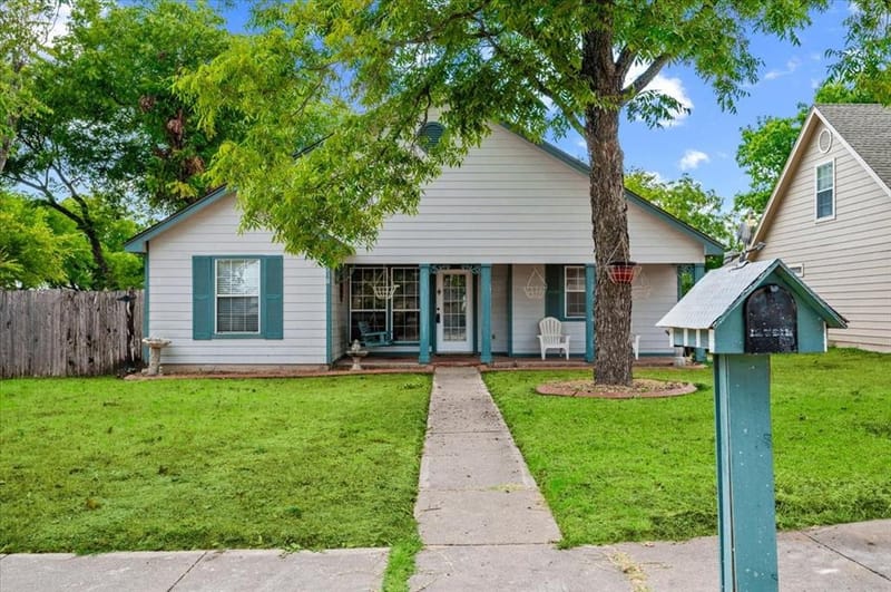 510 E Avenue F, Midlothian TX 76065
