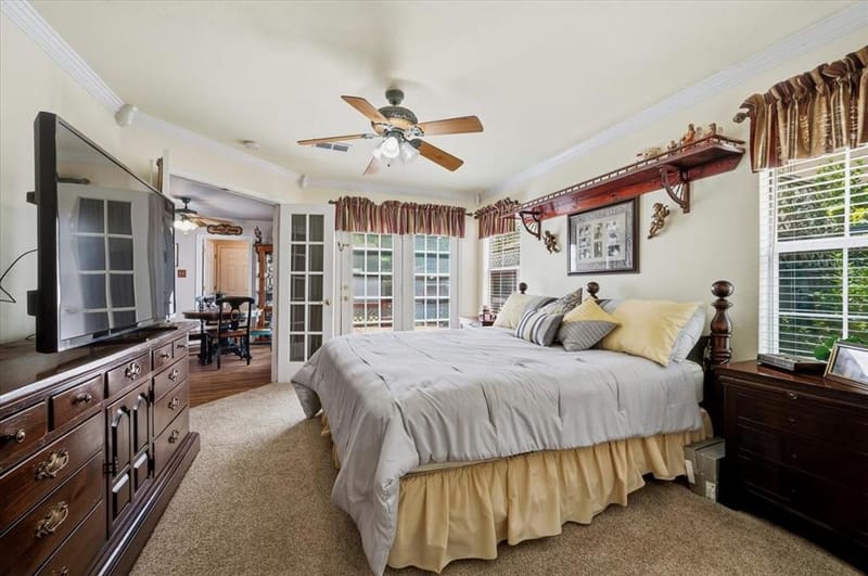 510 E Avenue F, Midlothian TX 76065 - Photo 18