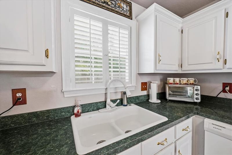 510 E Avenue F, Midlothian TX 76065 - Photo 11