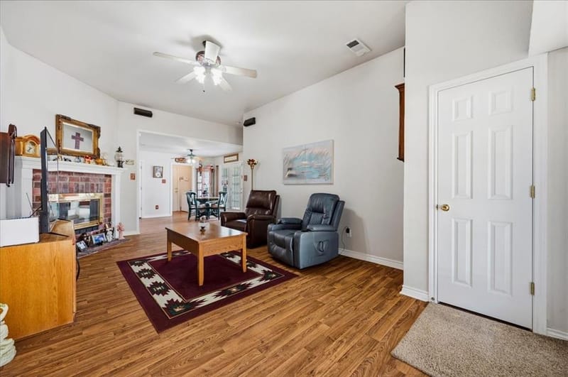 510 E Avenue F, Midlothian TX 76065 - Photo 8