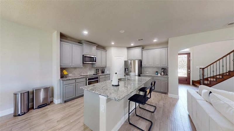 5205 Shelter Point Court, Mansfield TX 76063 - Photo 7