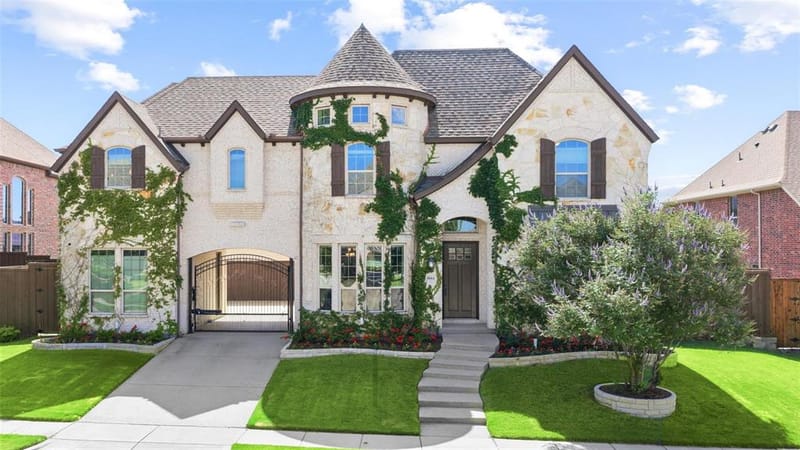4664 Maverick Way, Carrollton TX 75010