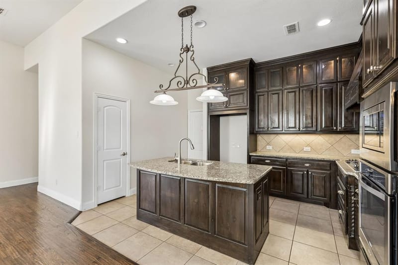 4813 Parkplace Drive, Denton TX 76226 - Photo 13