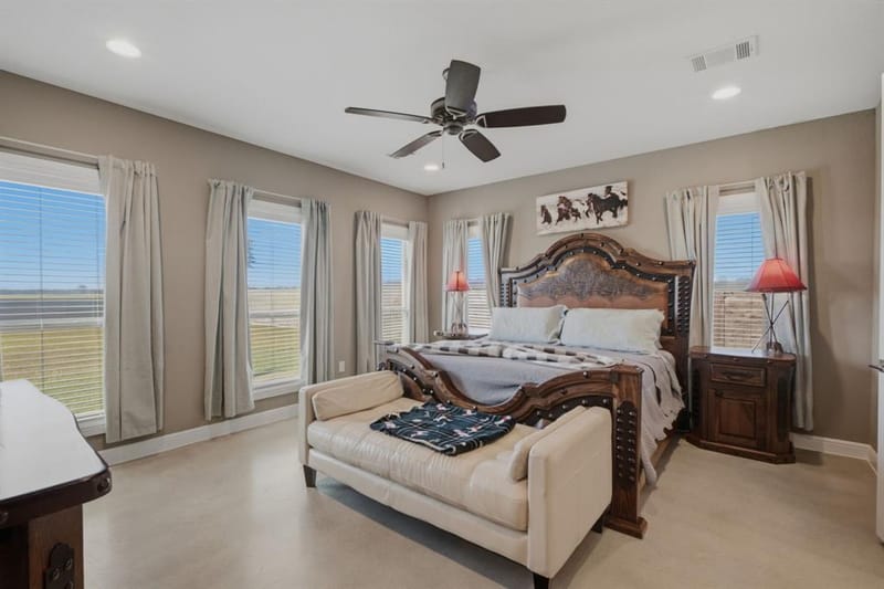 568 Crow Road, Whitesboro TX 76273 - Photo 16