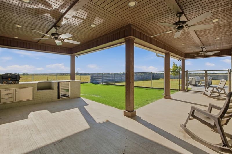 568 Crow Road, Whitesboro TX 76273 - Photo 5