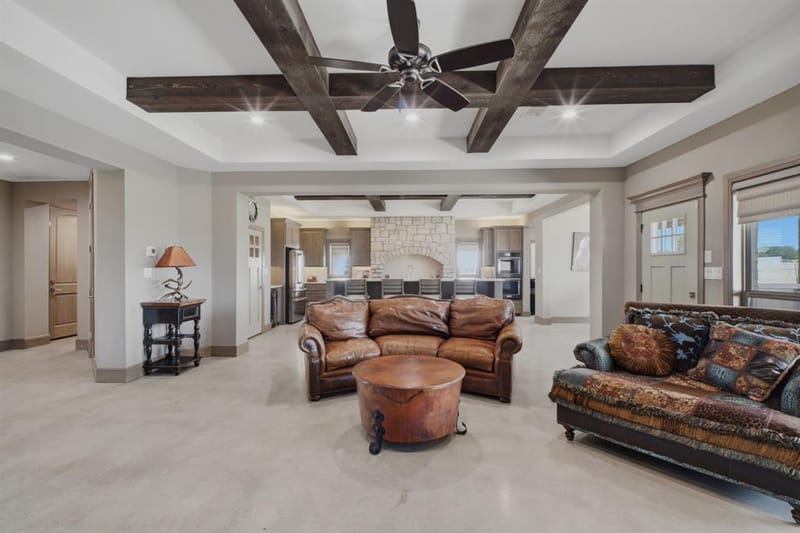 568 Crow Road, Whitesboro TX 76273 - Photo 9