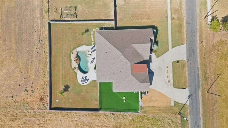 568 Crow Road, Whitesboro TX 76273 - Photo 37