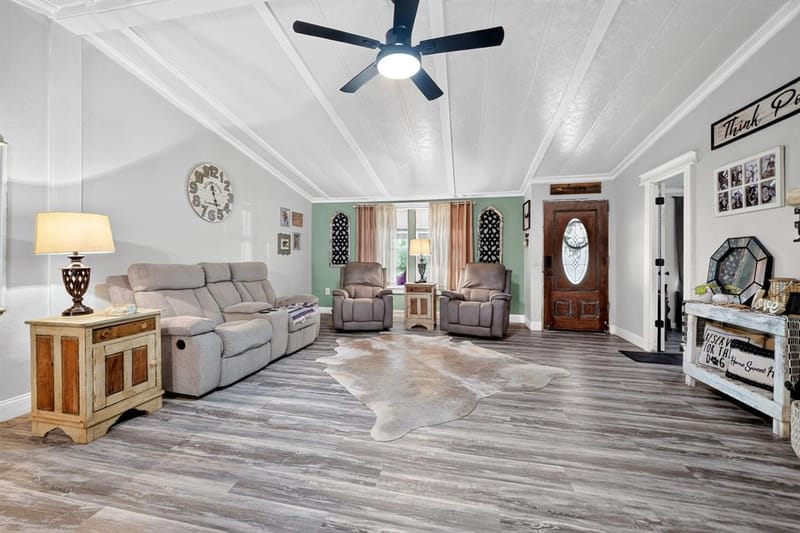 302 Longleaf Street, Gun Barrel City TX 75156 - Photo 6