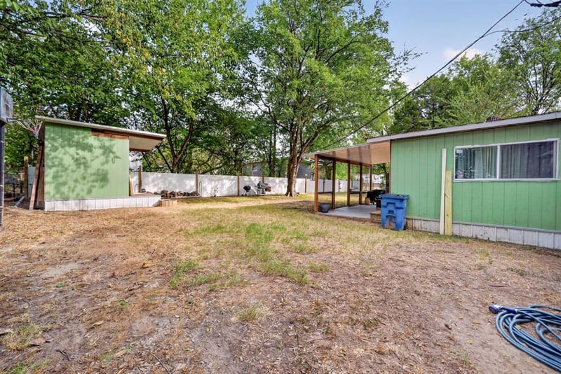 302 Longleaf Street, Gun Barrel City TX 75156 - Photo 30