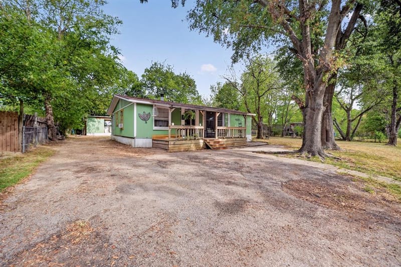 302 Longleaf Street, Gun Barrel City TX 75156 - Photo 31