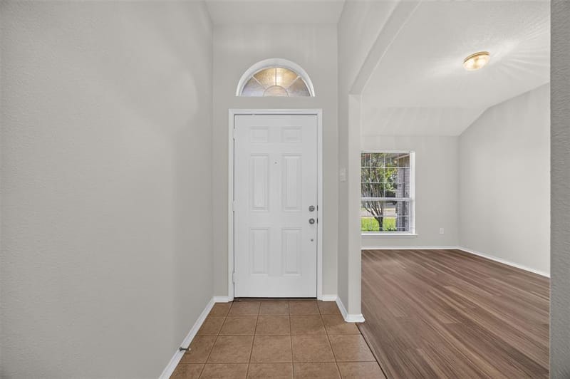 332 Hacienda Drive, Waxahachie TX 75165 - Photo 5