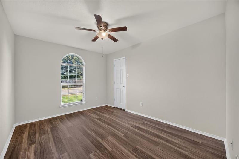 332 Hacienda Drive, Waxahachie TX 75165 - Photo 34