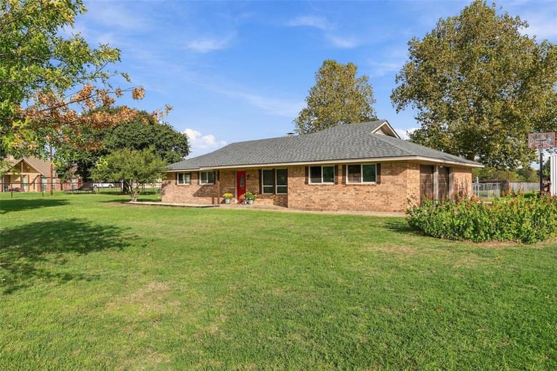 106 Vineyard Street, Weatherford TX 76087 - Photo 23