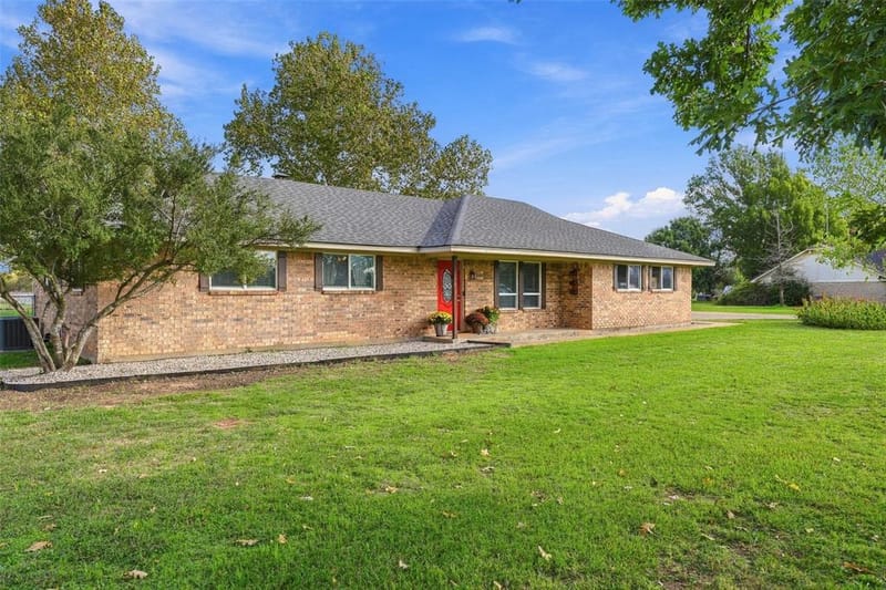 106 Vineyard Street, Weatherford TX 76087 - Photo 21