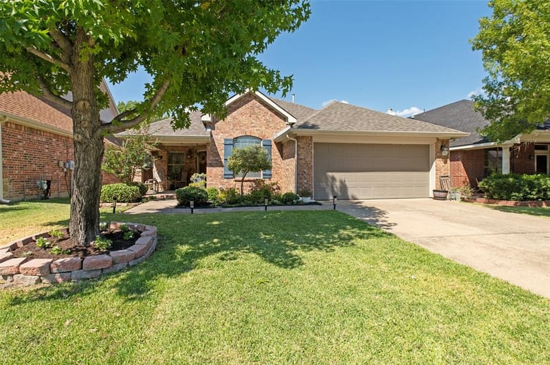 2944 Vacherie Lane, Dallas TX 75227 - Photo 2