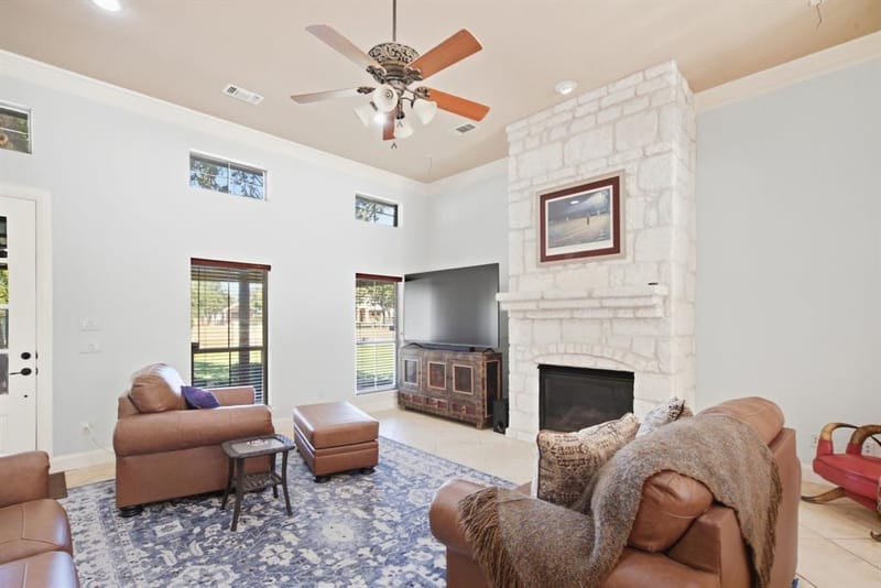 115 Coldwater Creek Lane, Weatherford TX 76088 - Photo 10