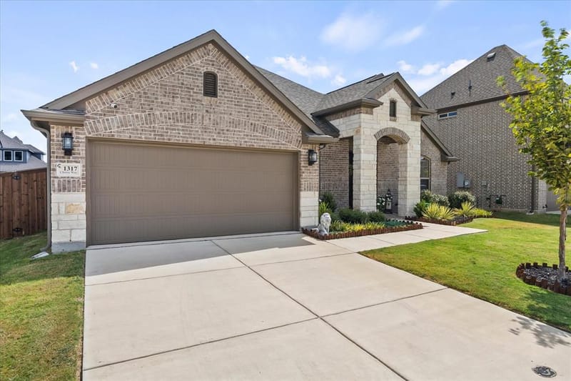 1317 Chisos Way, Forney TX 75126 - Photo 2