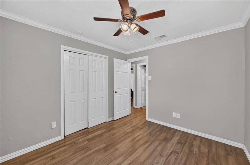 806 Creekside Drive, Euless TX 76040 - Photo 23