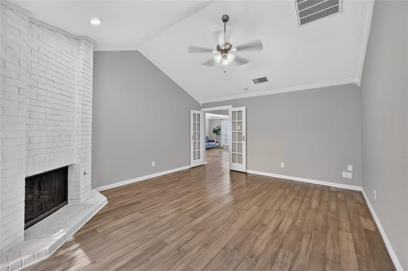 806 Creekside Drive, Euless TX 76040 - Photo 16