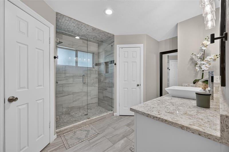 806 Creekside Drive, Euless TX 76040 - Photo 19