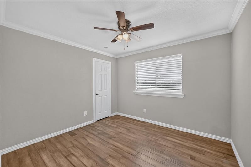 806 Creekside Drive, Euless TX 76040 - Photo 25