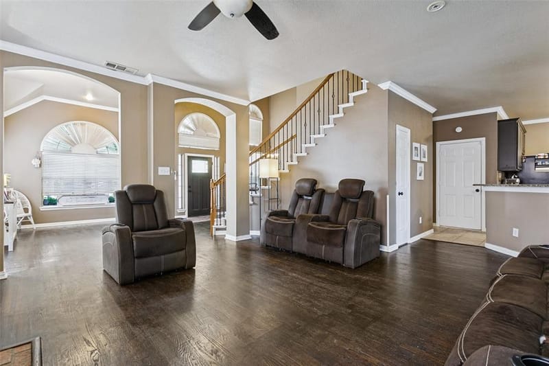 2314 Balleybrooke Drive, Lewisville TX 75077 - Photo 6