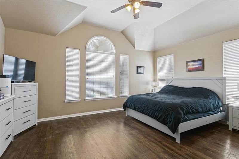 2314 Balleybrooke Drive, Lewisville TX 75077 - Photo 13