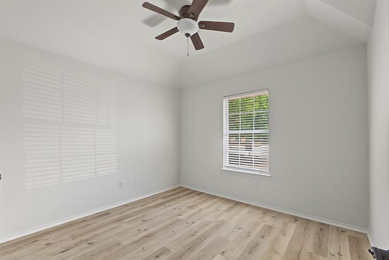204 Troxell Boulevard, Rhome TX 76078 - Photo 29